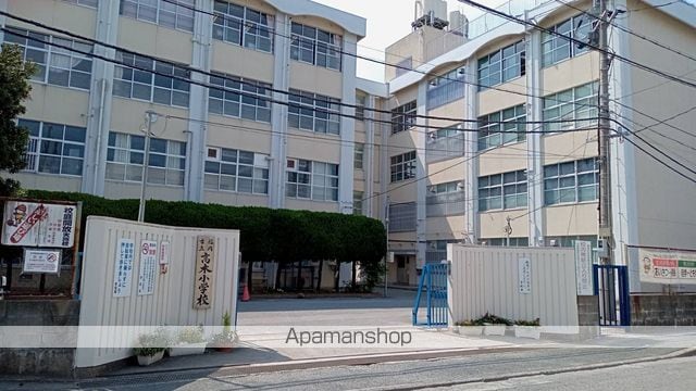 グレーコート大橋の周辺写真