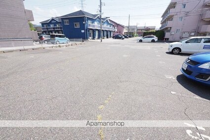 ラ・カーサゆりのき[2DK/44.55m2]の駐車場