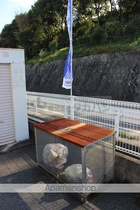 表・[1K/23.18m2]の共用部2