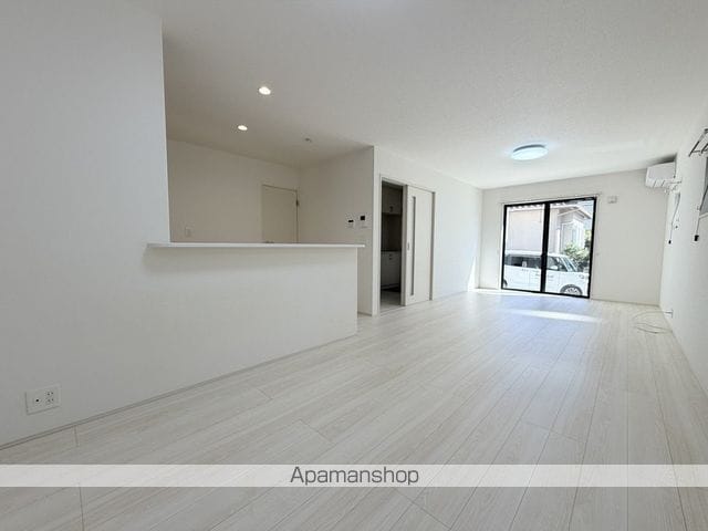 貸戸建住宅の内装写真