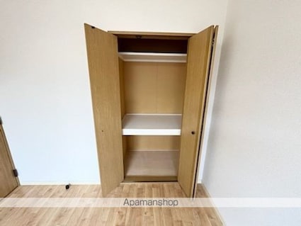 メゾン　フローレンス[2LDK/57.13m2]の収納