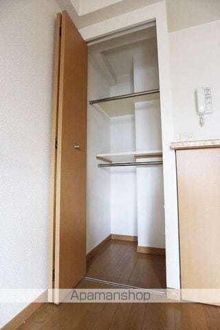 クラウンズワン箱崎の内装写真