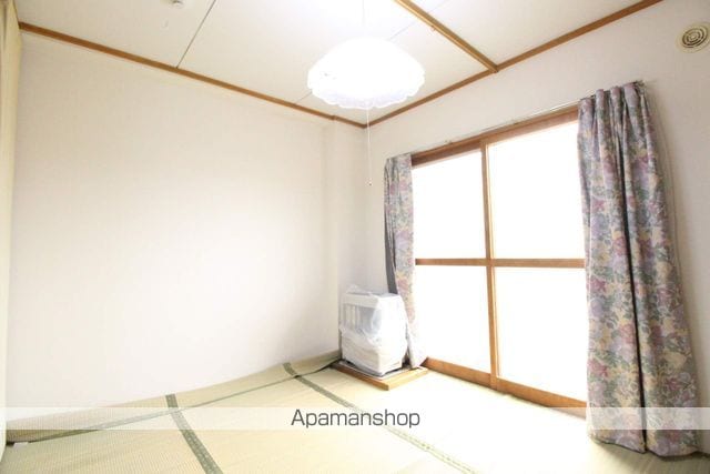 22条マンションの内装写真