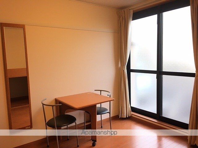 レオパレスフローラル北美町の内装写真