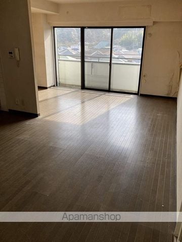 リステージ湘南川名の内装写真