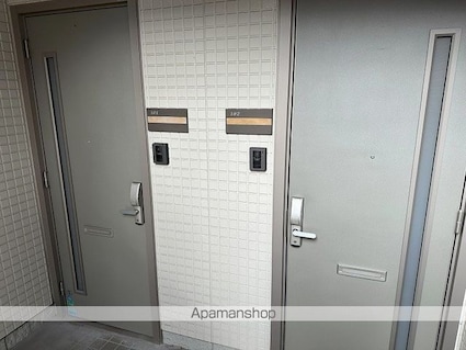 プロムナード南ヶ丘Ａ[1LDK/51m2]のエントランス