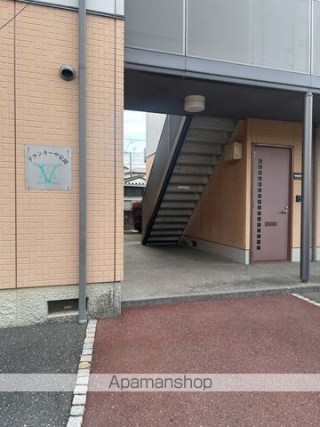 グランカーサ安岡 V棟の玄関写真