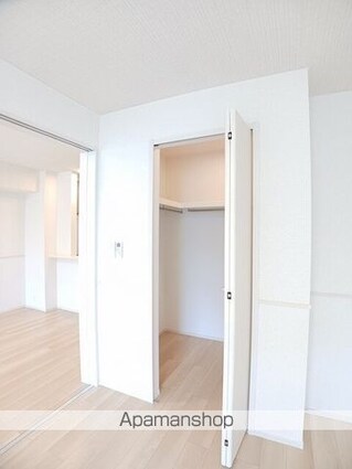 バンブーグロー岩出[1LDK/50.14m2]の収納