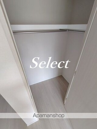 クラリティア横濱反町[3LDK/67.04m2]の収納