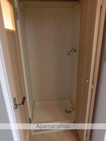 KM ESAKAの内装写真