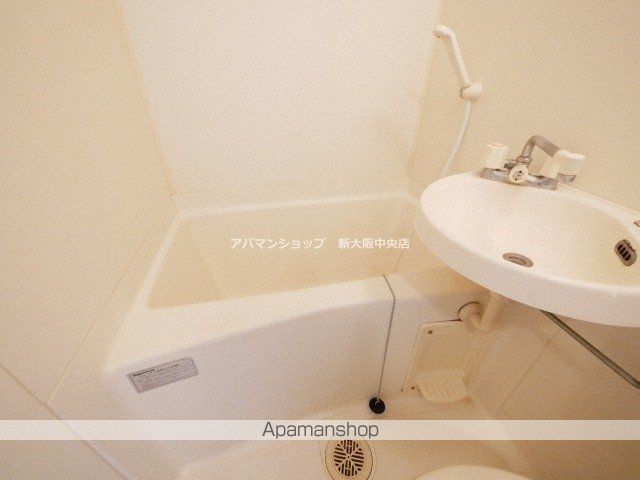 十信前ミールズの内装写真