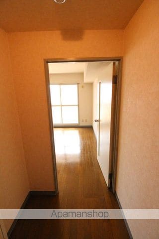 オーシ・ドマンの内装写真
