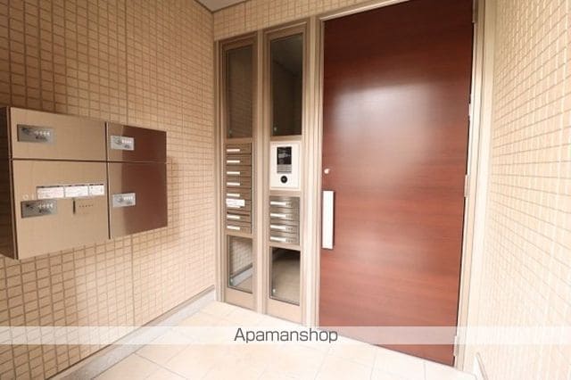 グレースマルニIIの玄関写真