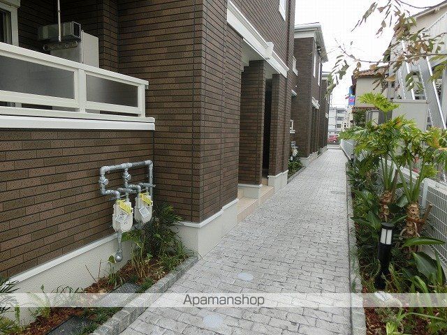 ラパン ノアールの玄関写真