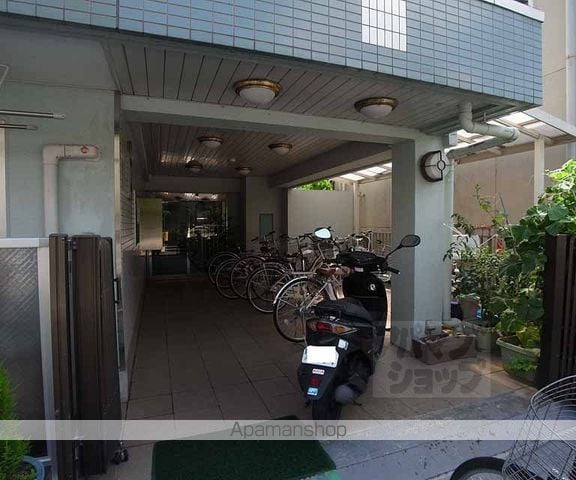 サンリーベ衣笠の玄関写真