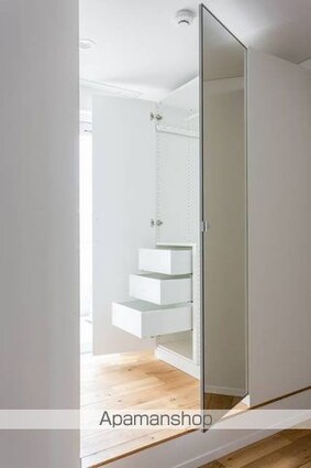 ＷーＨＯＵＳＥＩＩＩ[2LDK/82.94m2]の内装2