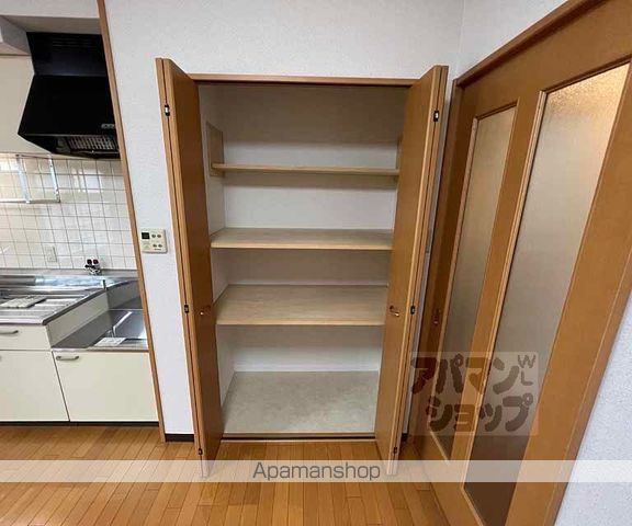 フレア五条の内装写真