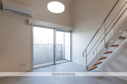 プレシャスタイム松島[1K/33.68m2]のリビング・居間