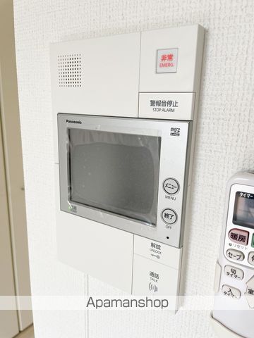 セレニテ江坂ルフレの内装写真