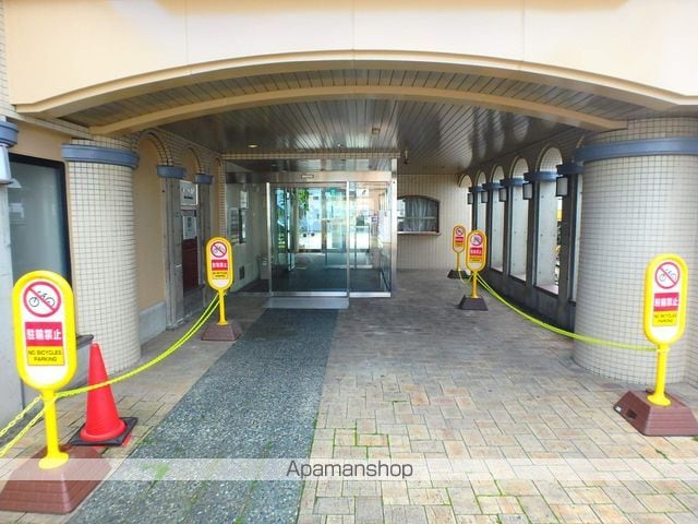 クレール白鳩の玄関写真
