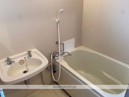 ハイツ水越　Ｂ[2K/35.93m2]のバス