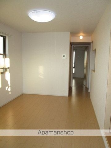 ウージーの内装写真