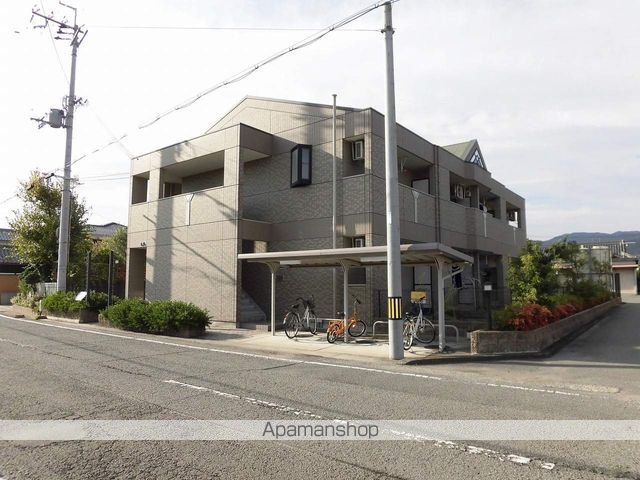 プリマヴェラの玄関写真