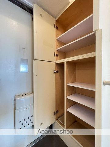スカイコート横浜日ノ出町の内装写真