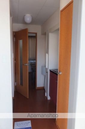 レオパレスデキシントン街７６７[1K/21.65m2]の玄関