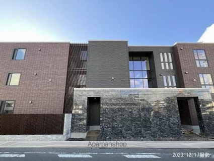 ヴィステリオ　プレミア[3LDK/81.56m2]の外観1