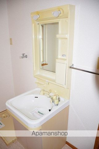 クレセント新町IIの内装写真