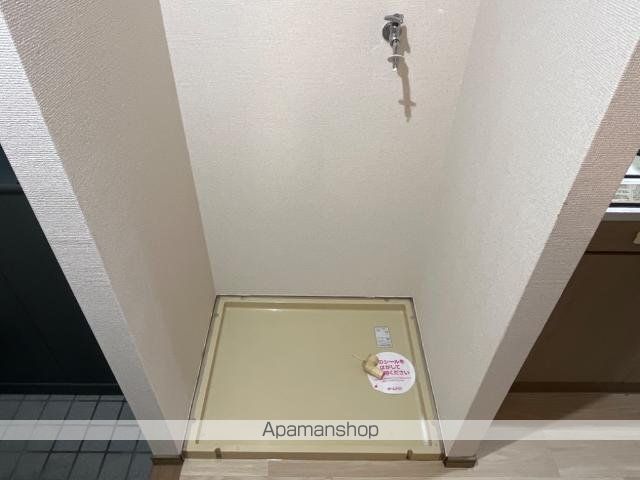 グリーンヒルズ図書館通りの内装写真