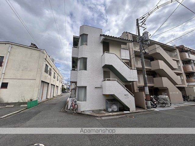 三篠ビルの外観写真
