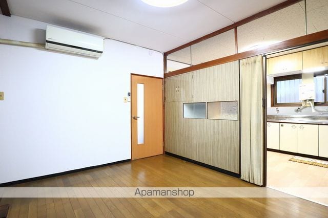 ひだまりと新緑のテラスの内装写真