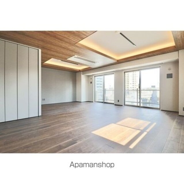 ウェルスクエア中目黒[2LDK/134.43m2]のリビング・居間1