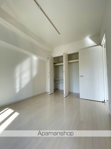 ファーストレジデンス栄の内装写真
