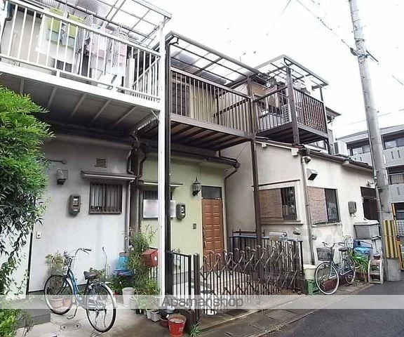 向島本丸町貸家の外観写真