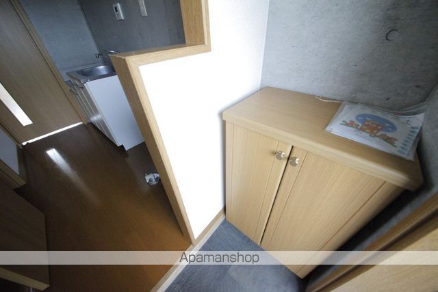 中央本線 日野駅 徒歩12分 3階建 築20年の内装写真