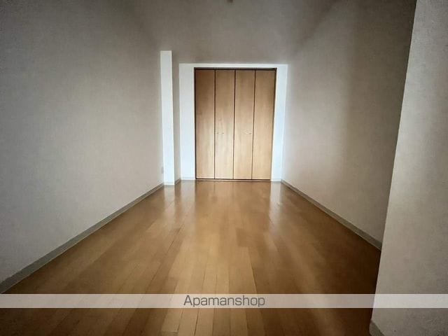 LUGANOIIの内装写真