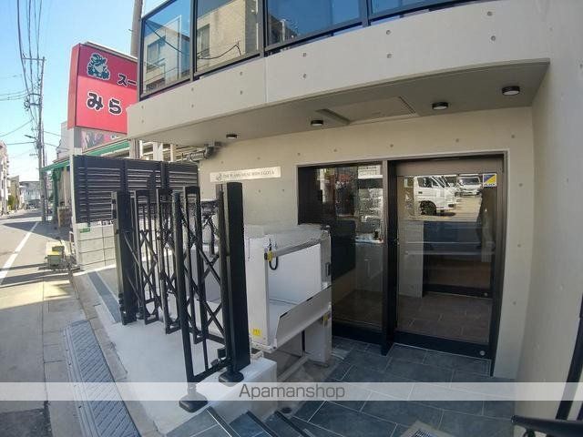 THE PALMS MUSE 新江古田の玄関写真