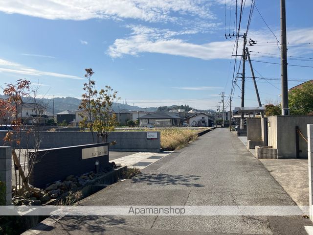 予讃線 新居浜駅 徒歩30分 2階建 築4年の周辺写真