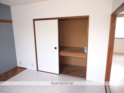 スクエア山寺[2K/38.09m2]の収納