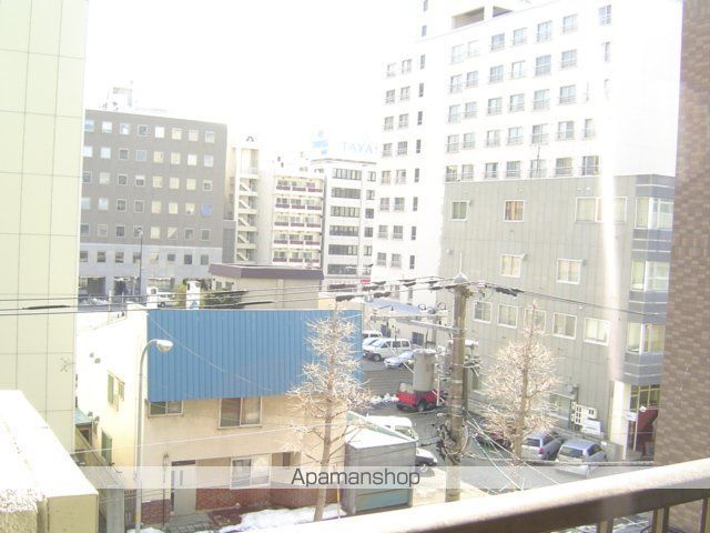 オリンピア大通西18丁目マンションの内装写真