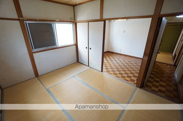 高槻市 2階建 築53年の内装写真