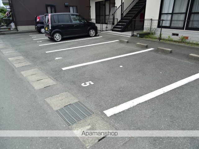 ルネ・セルジェのその他写真