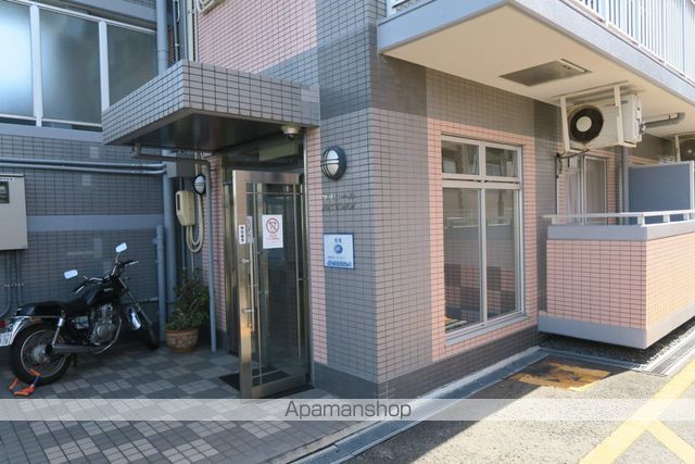 プリメールFUJIWARAの玄関写真