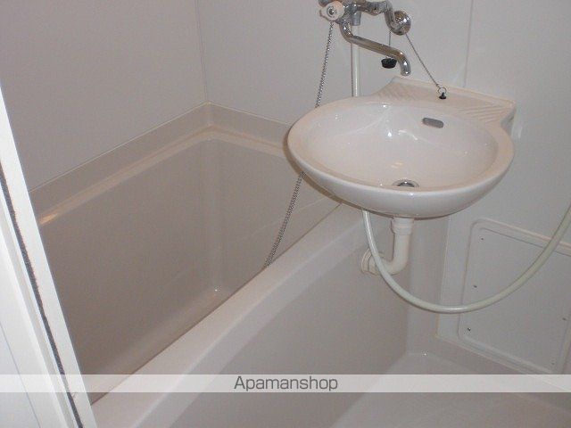 レオパレス波岡弐の内装写真