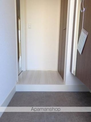 クレア[2LDK/50.91m2]の玄関
