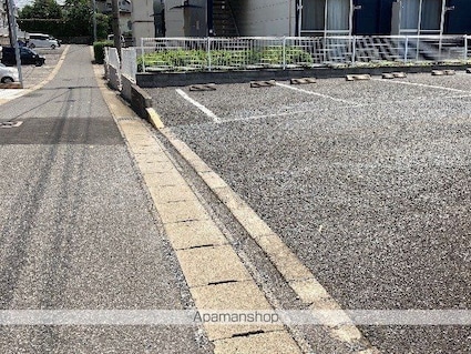 レオパレスワンダースカイ[1K/23.18m2]の駐車場