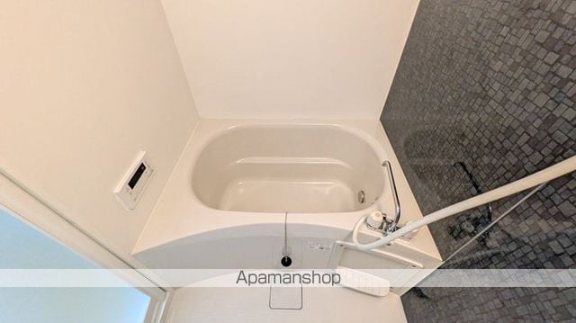 ニュートリノ要の内装写真